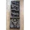 Ușă de hambar sculptată, Africa de Vest (probabil Mali, tradiția Dogon), lemn sculptat manual, a doua jumătate a secolului XX.