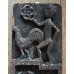 Ușă de hambar sculptată, Africa de Vest (probabil Mali, tradiția Dogon), lemn sculptat manual, a doua jumătate a secolului XX.