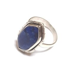 Silver ring with lapis lazuli